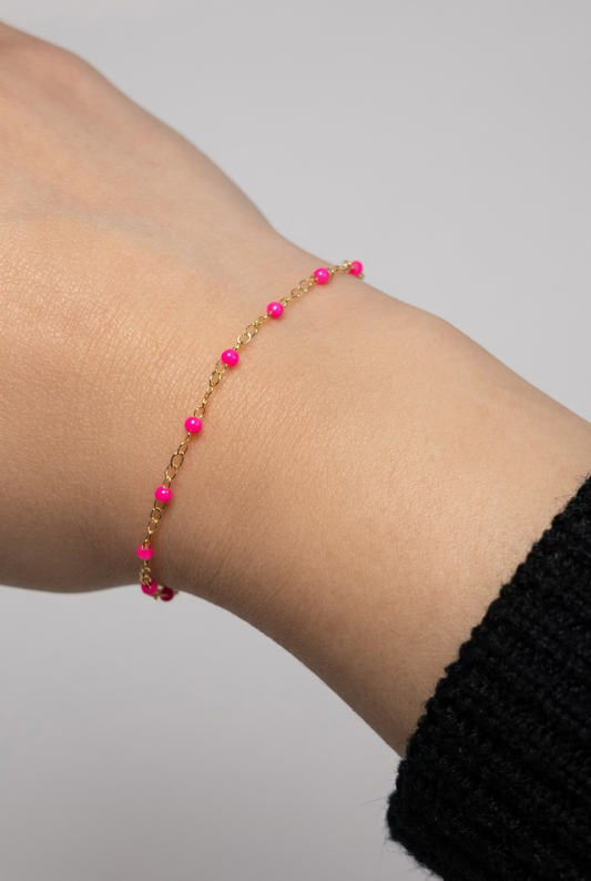 Neon Pink Enamel Bead Piatto Bracelet