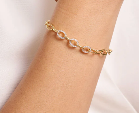Pave Oval Link Bracelet in 14K Yellow Gold-Plated Sterling SIlver