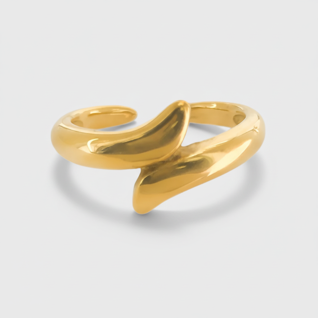Water Resistant Ring Curved Gold